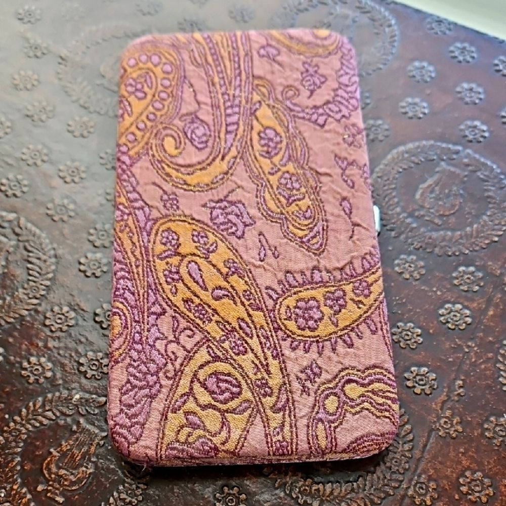 Paisley Patterned Flat Wallet